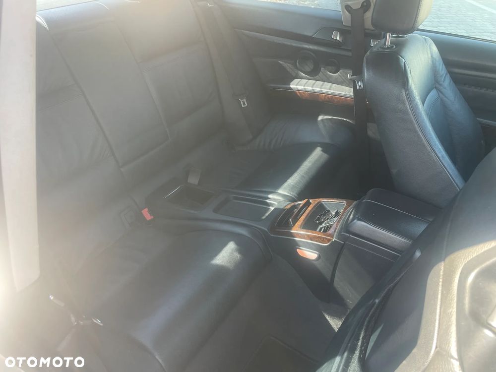 BMW Seria 3 325i - 10