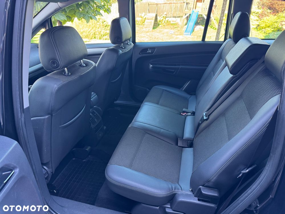 Opel Zafira 1.8 Cosmo - 6