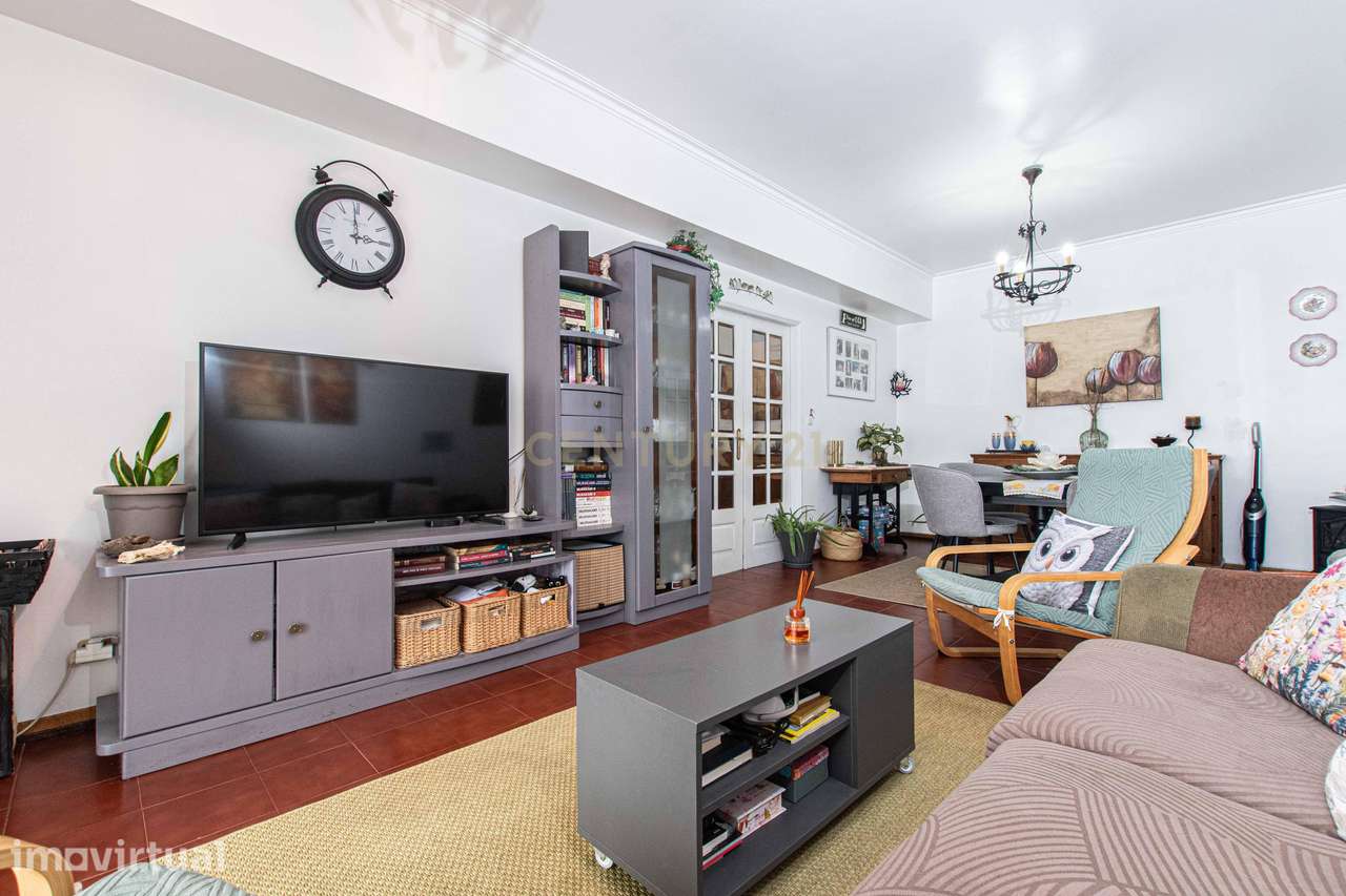 Apartamento T3 com vista cidade e rio na Póvoa de Santa Iria - Grande imagem: 4/25