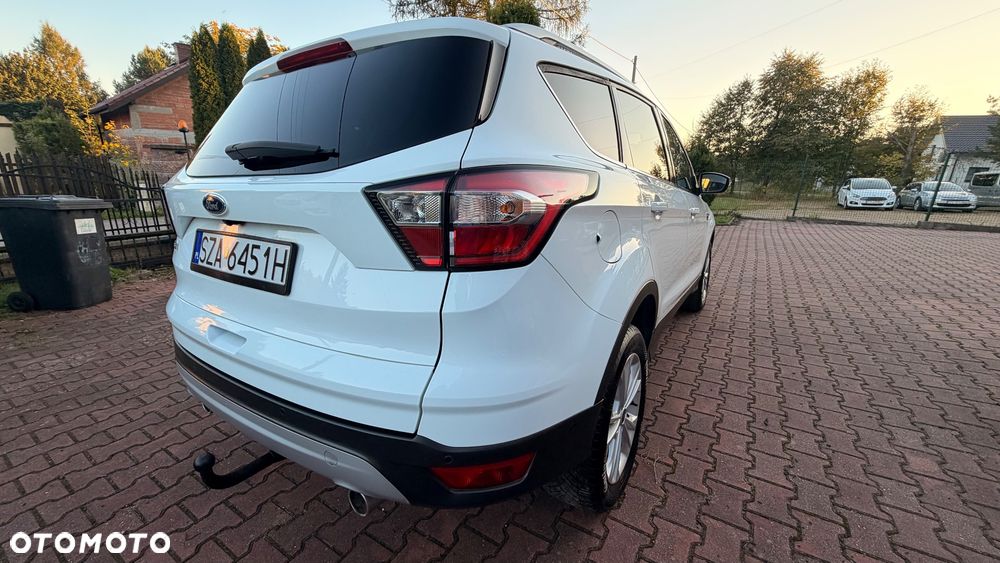 Ford Kuga 2.0 TDCi FWD Titanium - 9
