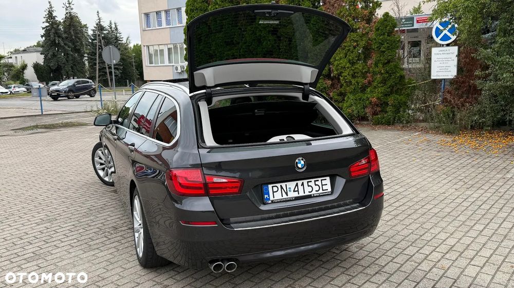 BMW Seria 5 520d - 24