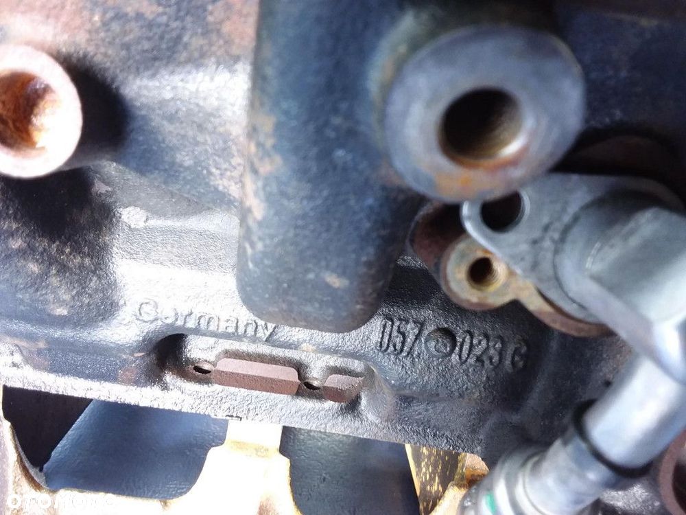 AUDI A8 D4 4H 4.2 TDI BLOK SILNIKA CDS 057023G - 8