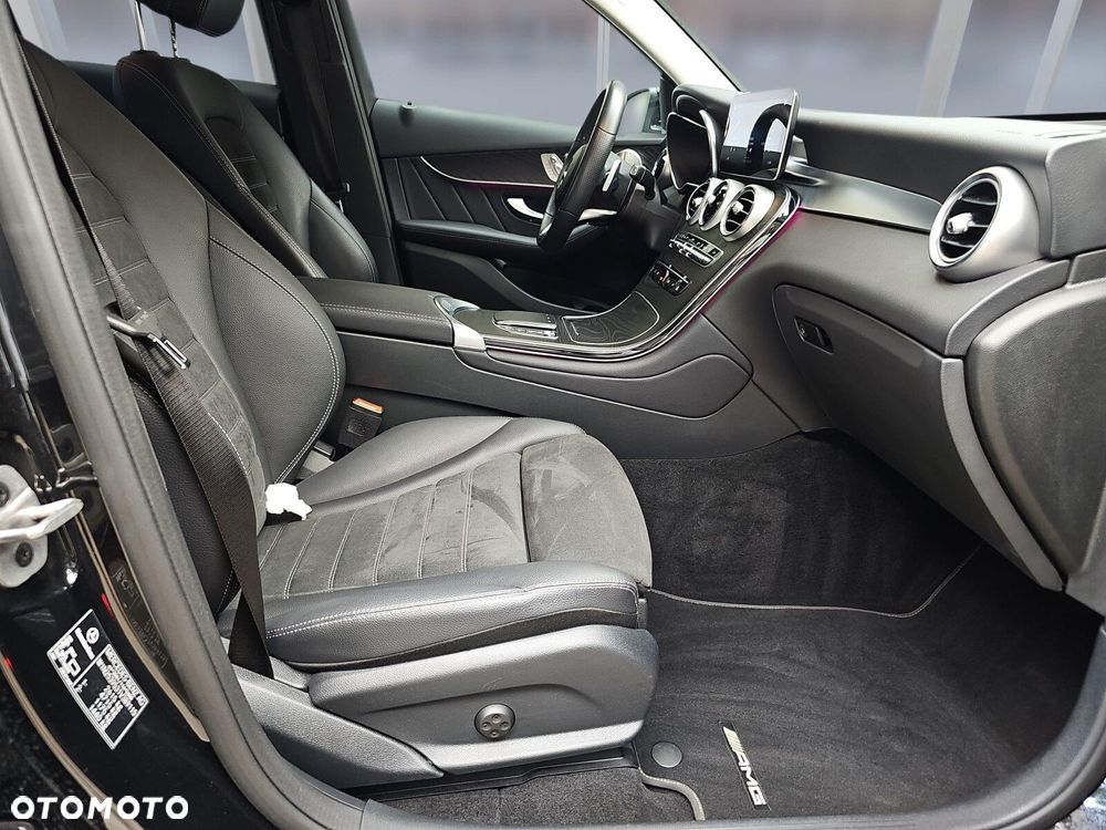 Mercedes-Benz GLC 300 e 4-Matic - 10
