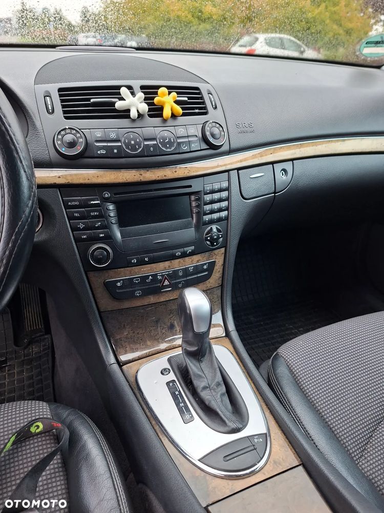 Mercedes-Benz Klasa E 320 CDI T Avantgarde - 10