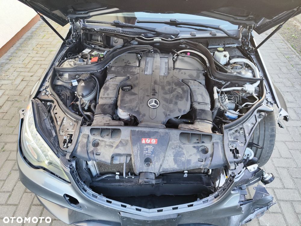 Mercedes-Benz Klasa E 400 4Matic 9G-TRONIC AMG Line - 21