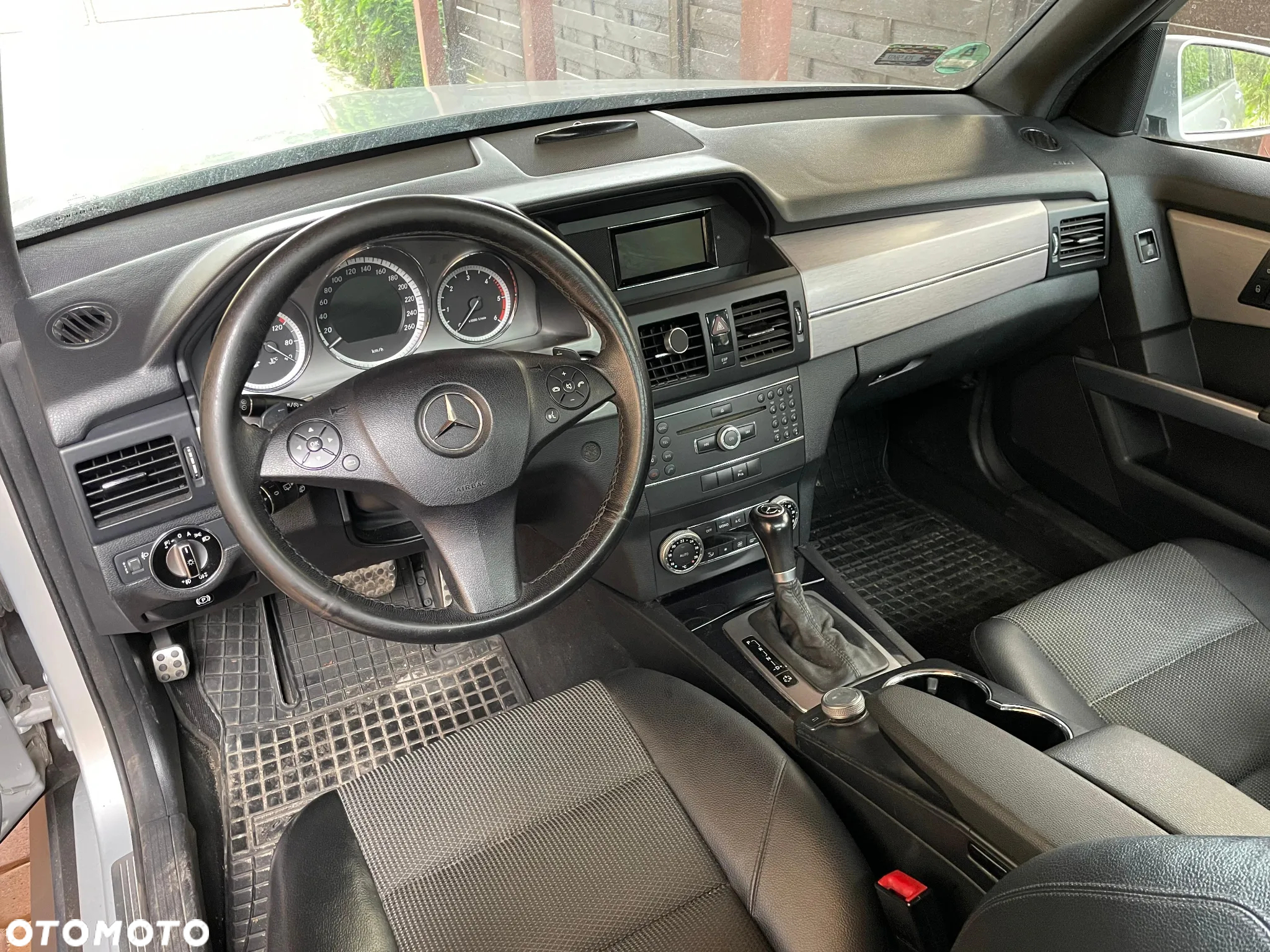 Mercedes-Benz GLK 220 CDI (BlueEFFICIENCY) 7G-TRONIC - 4