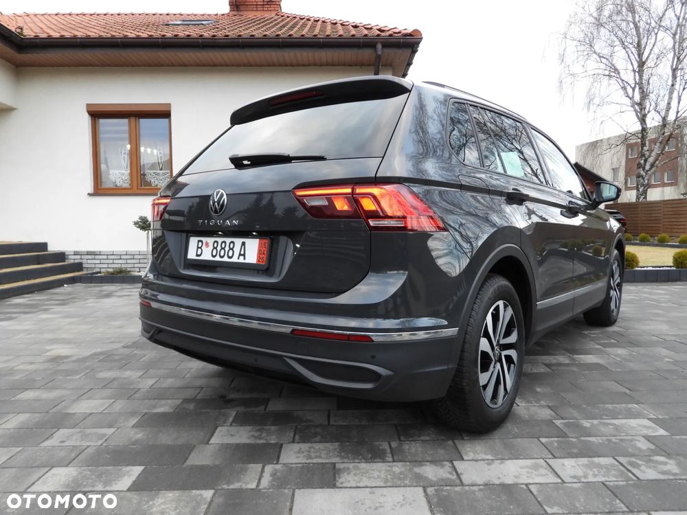 Volkswagen Tiguan - 20