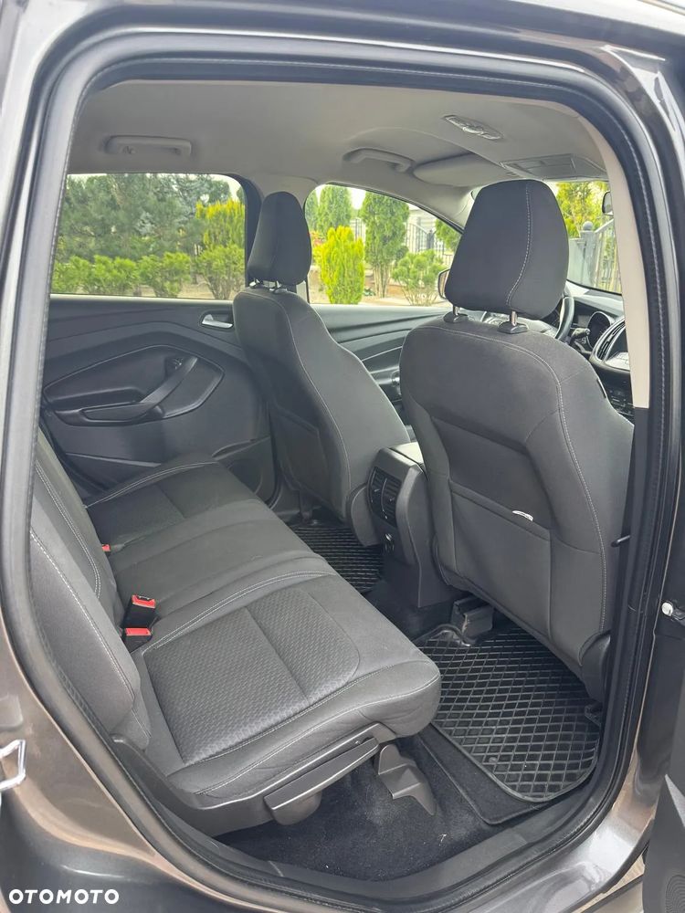 Ford Kuga - 14