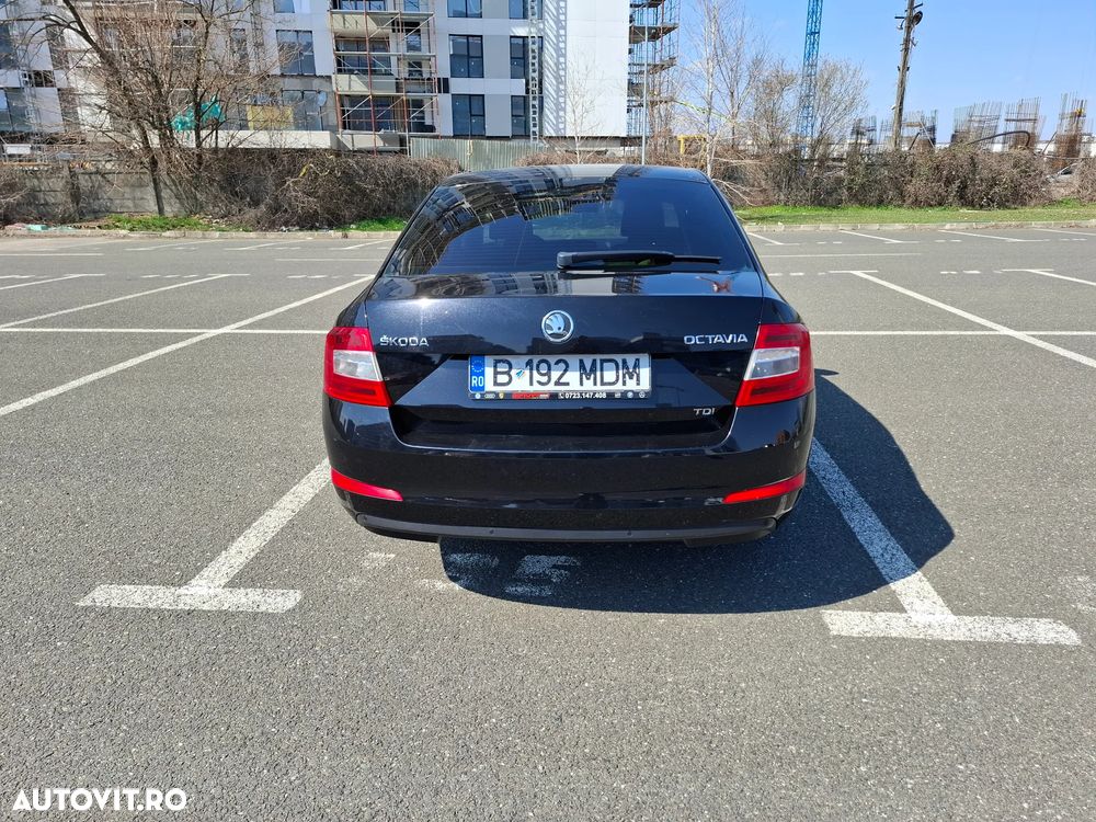 Skoda Octavia 1.6 TDI ELEGANCE - 10