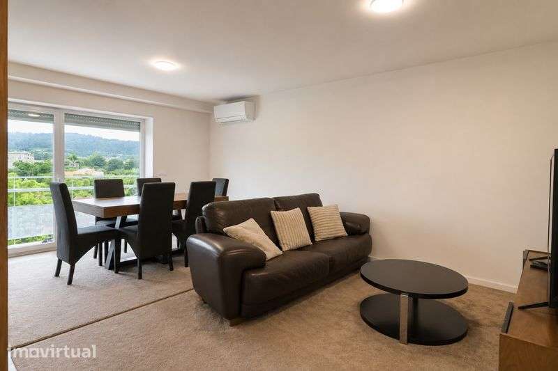 Vendo T3 Duplex seminovo em Braga - Grande imagem: 5/8