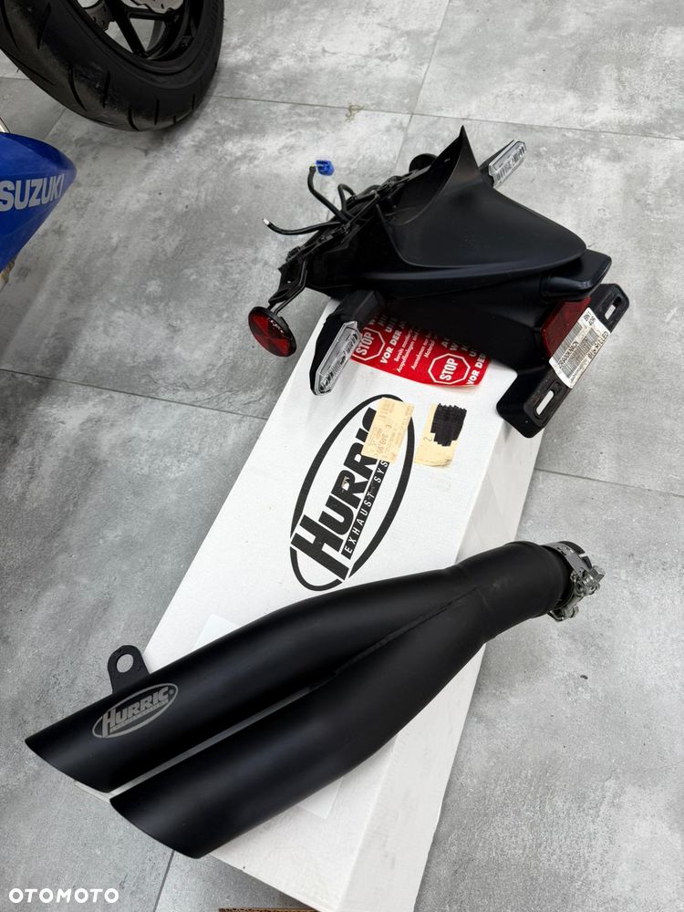 Suzuki GSX - 9