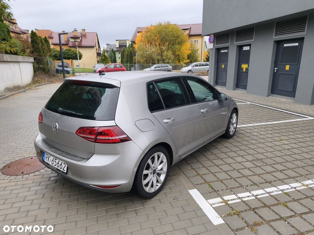 Volkswagen Golf - 4