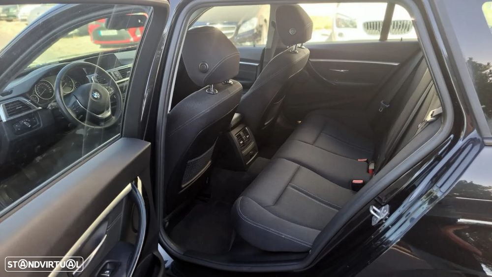 BMW 320 d Touring Line Sport - 33