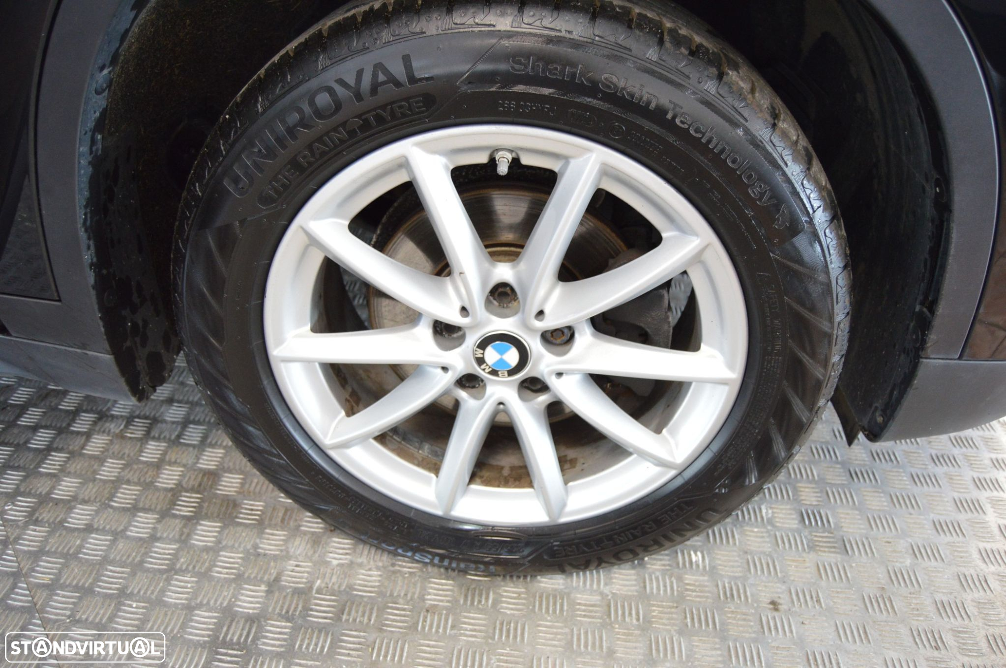 BMW X1 16 d sDrive Advantage - 18