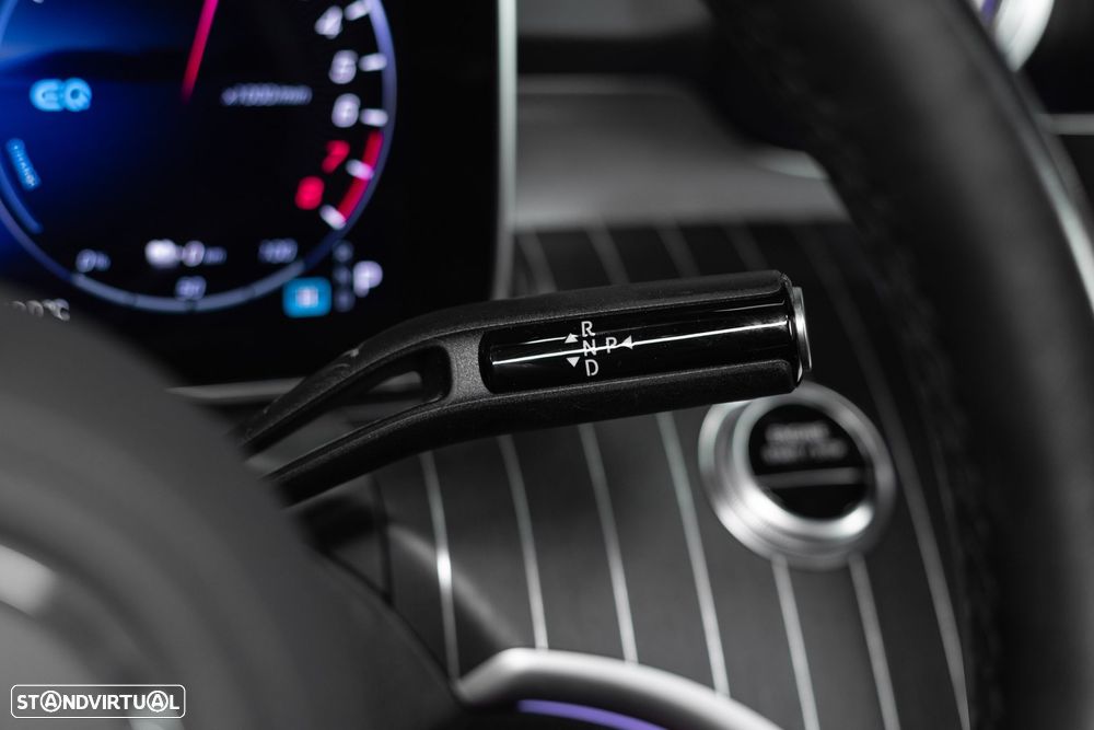 Mercedes-Benz C 300 e AMG Line - 11