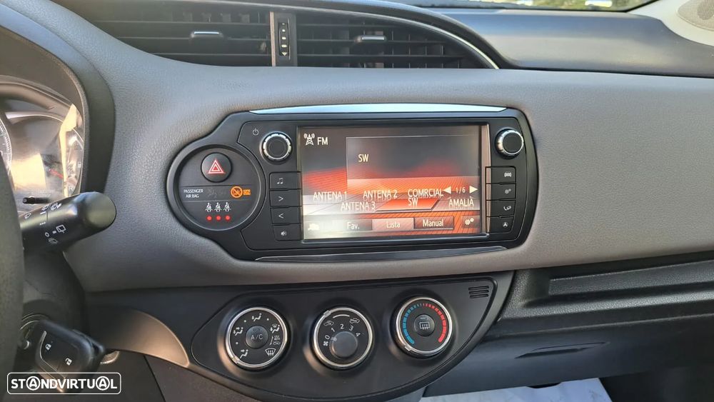 Toyota Yaris 1.4 D-4D Comfort 99g - 35