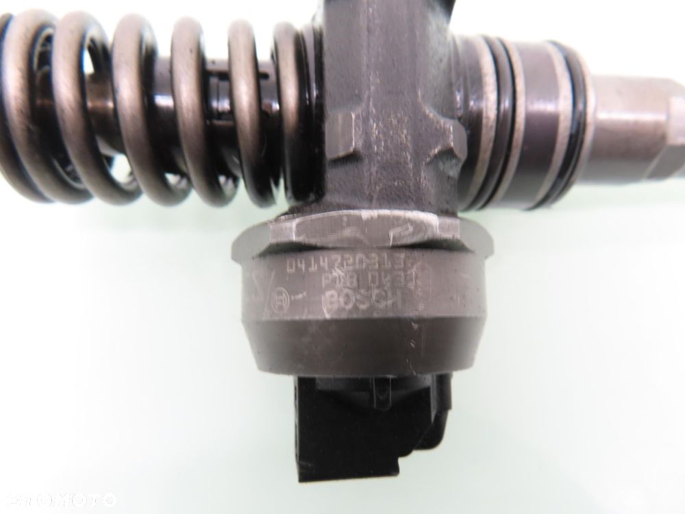 POMPOWTRYSKIWACZ VW POLO IV 9N 1.4 TDI 038130073BN 0414720313 - 2