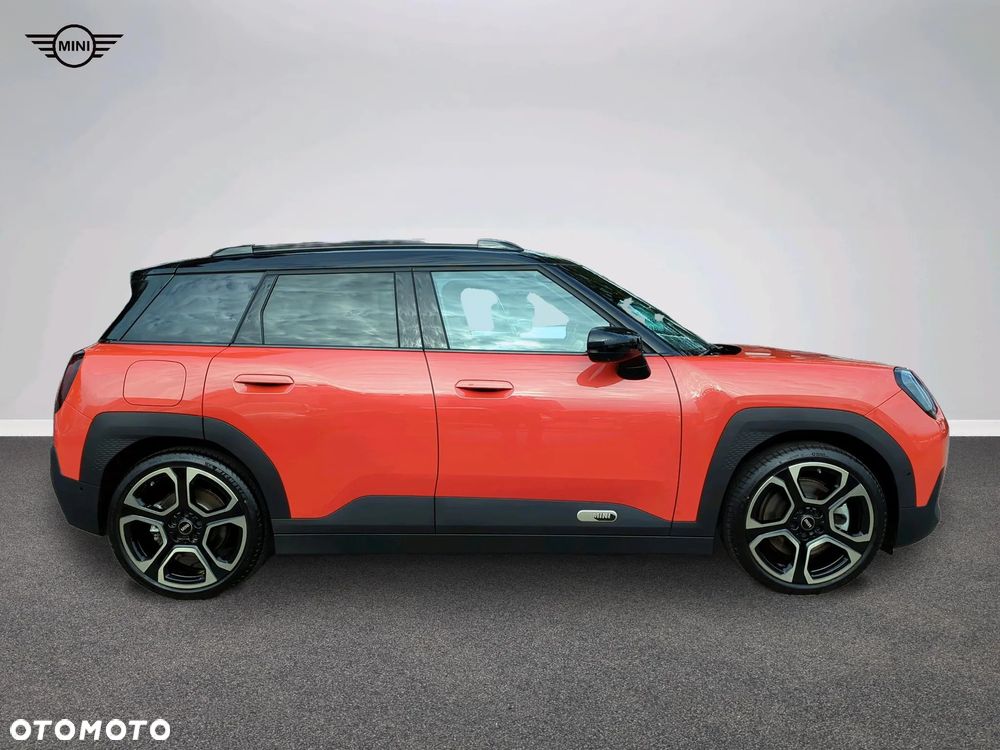 MINI Aceman SE 54.2kWh Linia Favoured - 4