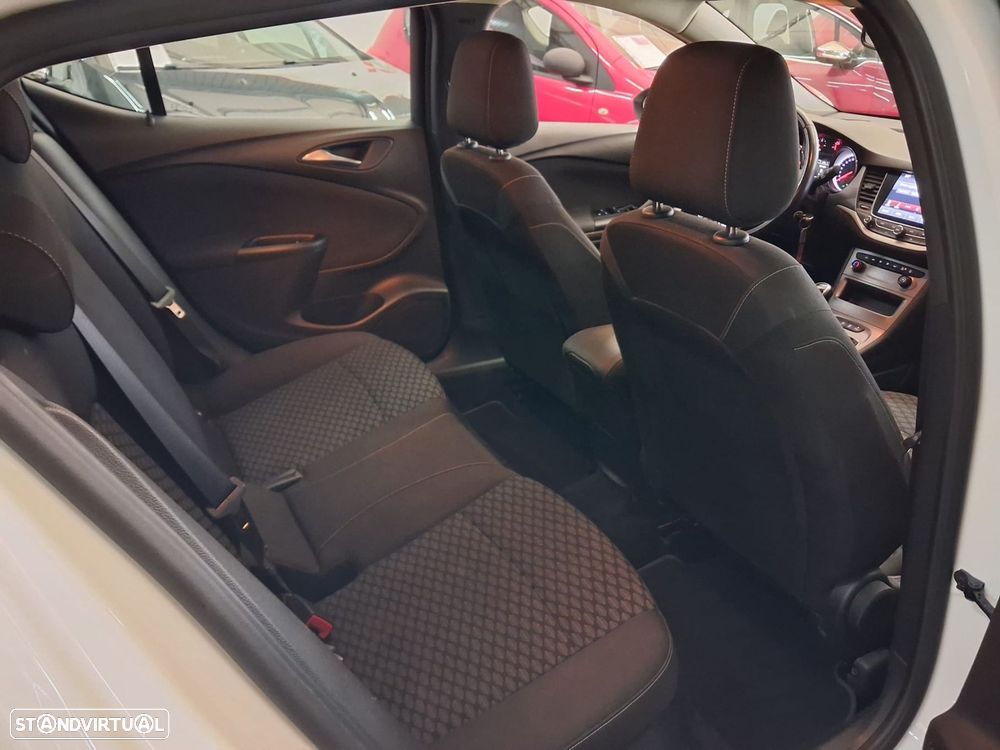 Opel Astra 1.6 CDTI Business Edition S/S - 12