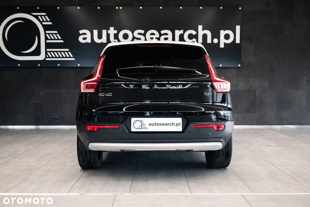Volvo XC 40 T4 AWD - 6
