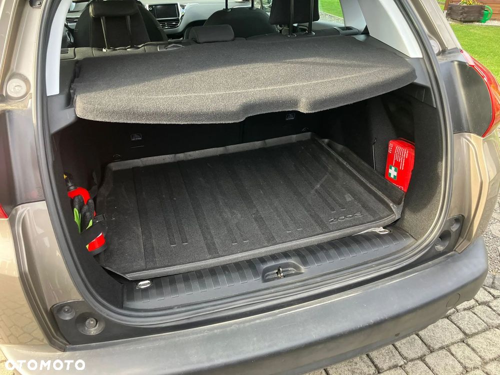 Peugeot 2008 1.2 Pure Tech Active - 5
