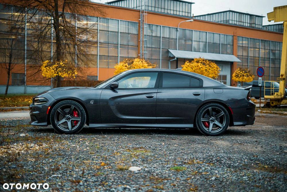 Dodge Charger Automatik SRT Hellcat - 19