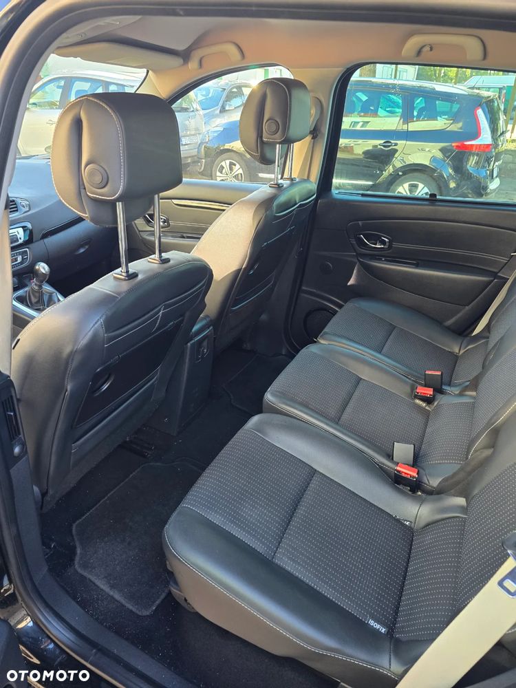 Renault Grand Scenic - 14