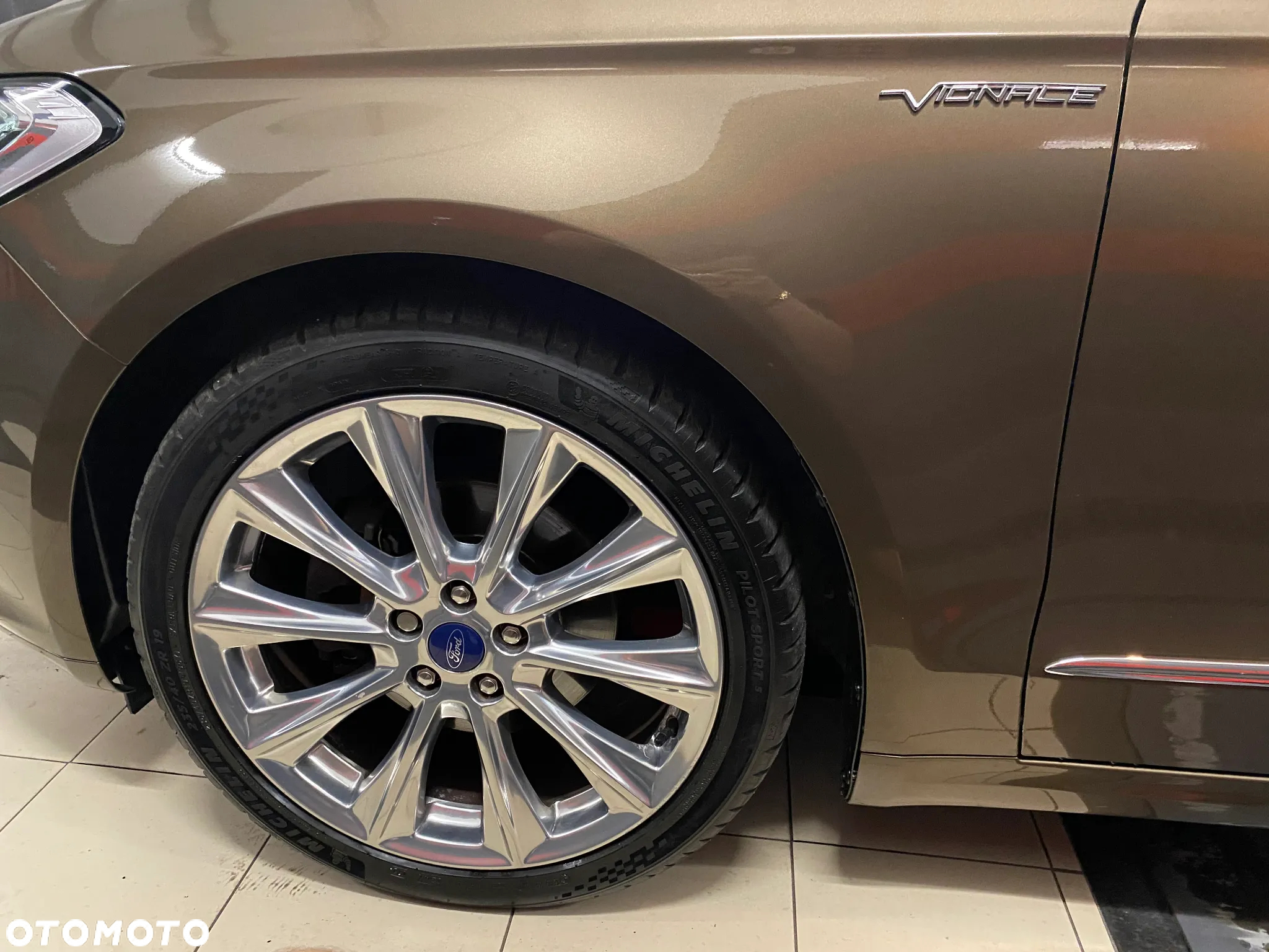 Ford Mondeo 2.0 TDCi Start-Stopp PowerShift-Aut Vignale - 12