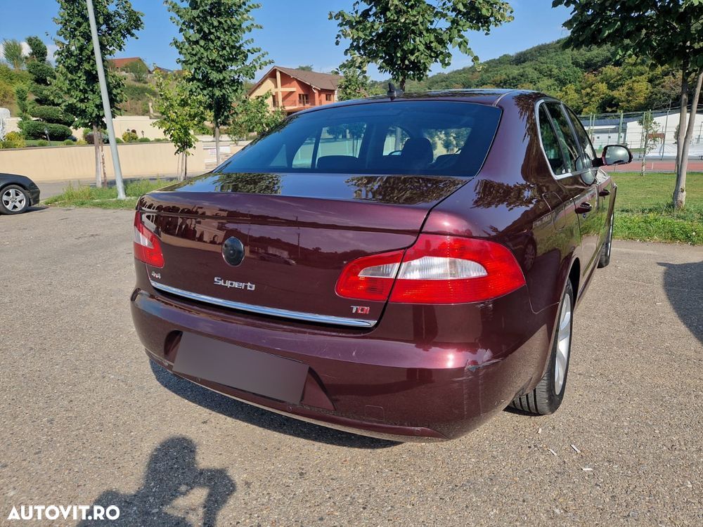 Skoda Superb 2.0 TDI Ambition 4x4 - 3