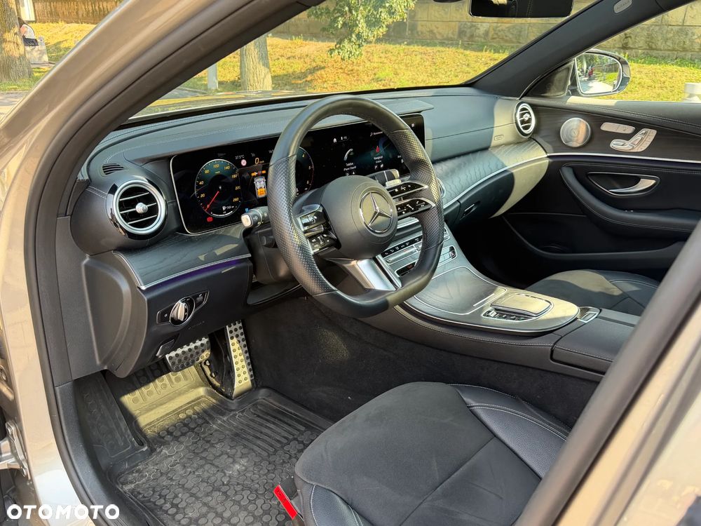Mercedes-Benz Klasa E 220 d 4-Matic AMG - 11