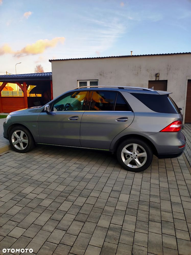 Mercedes-Benz ML - 6