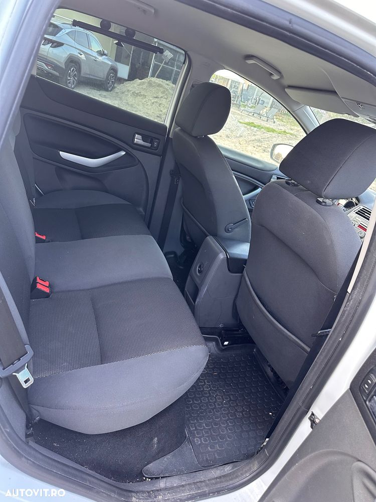 Ford Kuga 2.0 TDCi 4WD Titanium - 6