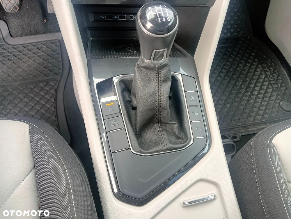 Volkswagen Tiguan 2.0 TDI SCR R-Line - 4