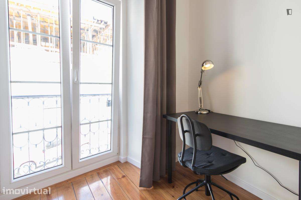 Quarto - localizado em Martim Moniz Lisbon - Grande imagem: 2/19