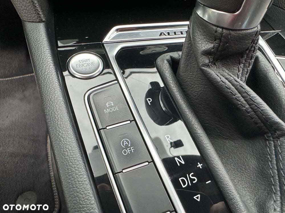 Volkswagen Passat - 19