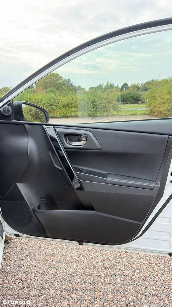Toyota Auris - 32