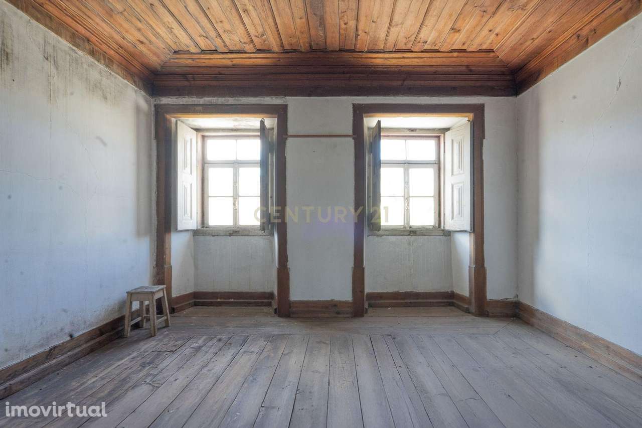 Espetacular Moradia em São Miguel de Poiares, Coimbra - Grande imagem: 3/60