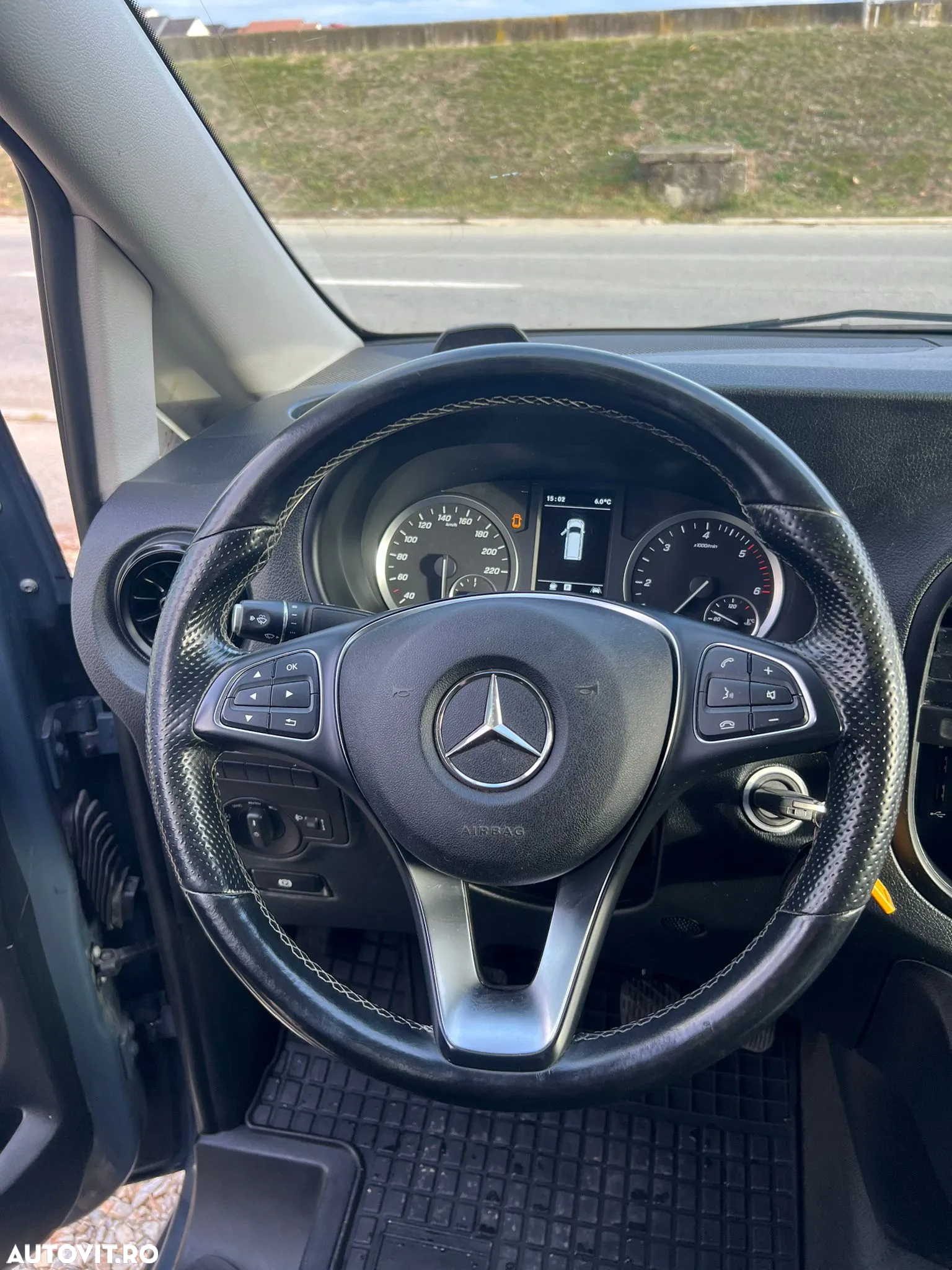 Mercedes-Benz Vito - 17