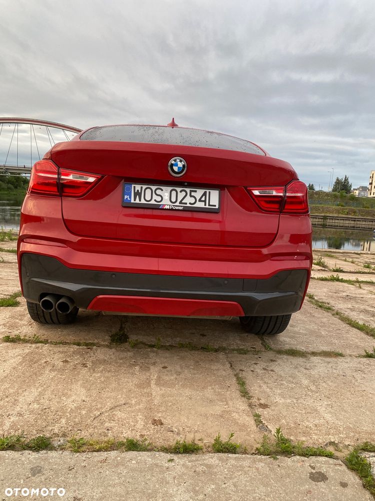 BMW X4 xDrive20i - 12
