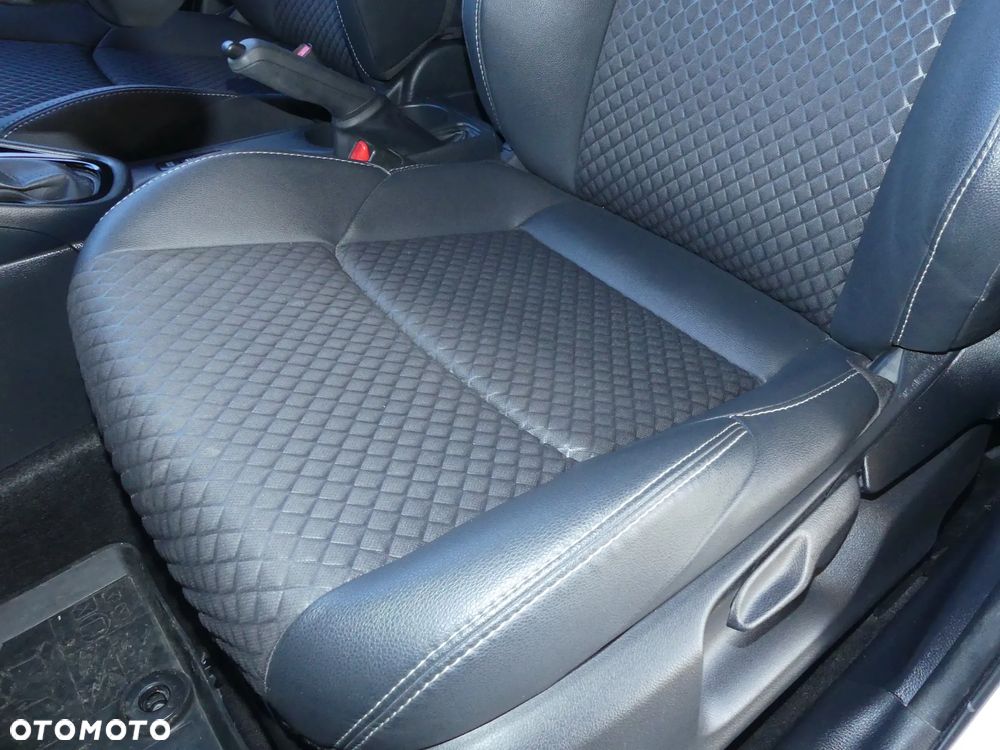 Toyota Yaris 1.5 Selection Style CVT - 26