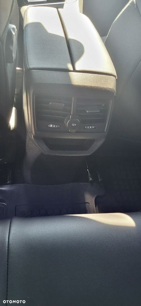Peugeot 3008 1.2 PureTech Allure Pack S&S EAT8 - 34