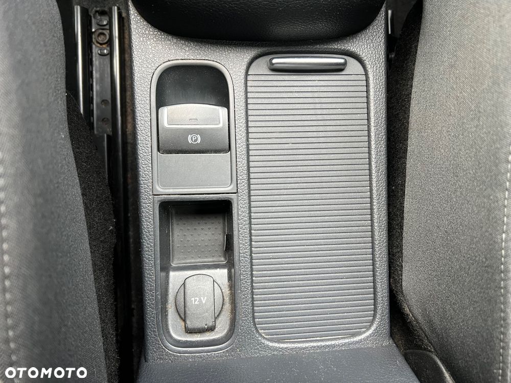 Volkswagen Sharan - 34