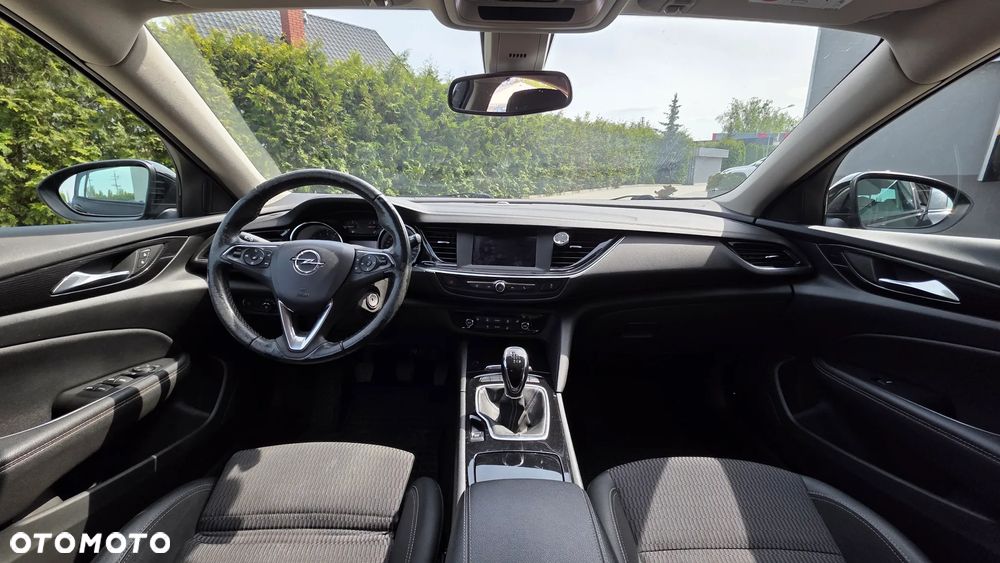 Opel Insignia 1.5 T Innovation S&S - 17
