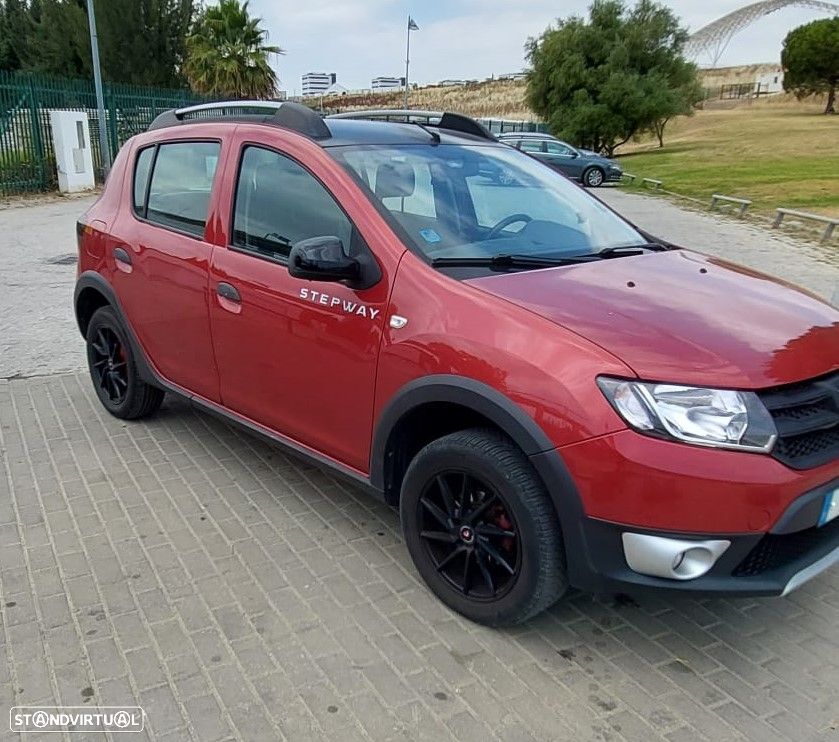 Dacia Sandero Stepway dCi 90 (S&S) Essential - 1