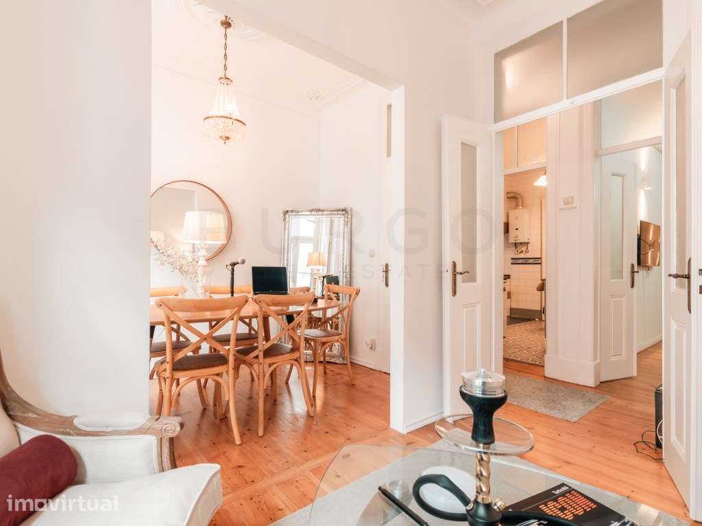 Apartamento de 2 quartos, remodelado e mobilado para arrendamento j... - Grande imagem: 3/15