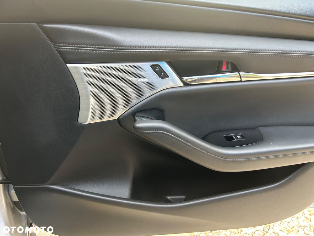 Mazda 3 - 10
