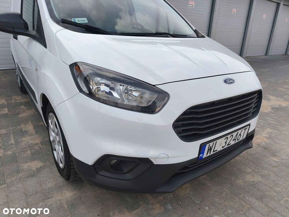Ford Transit Courier - 3