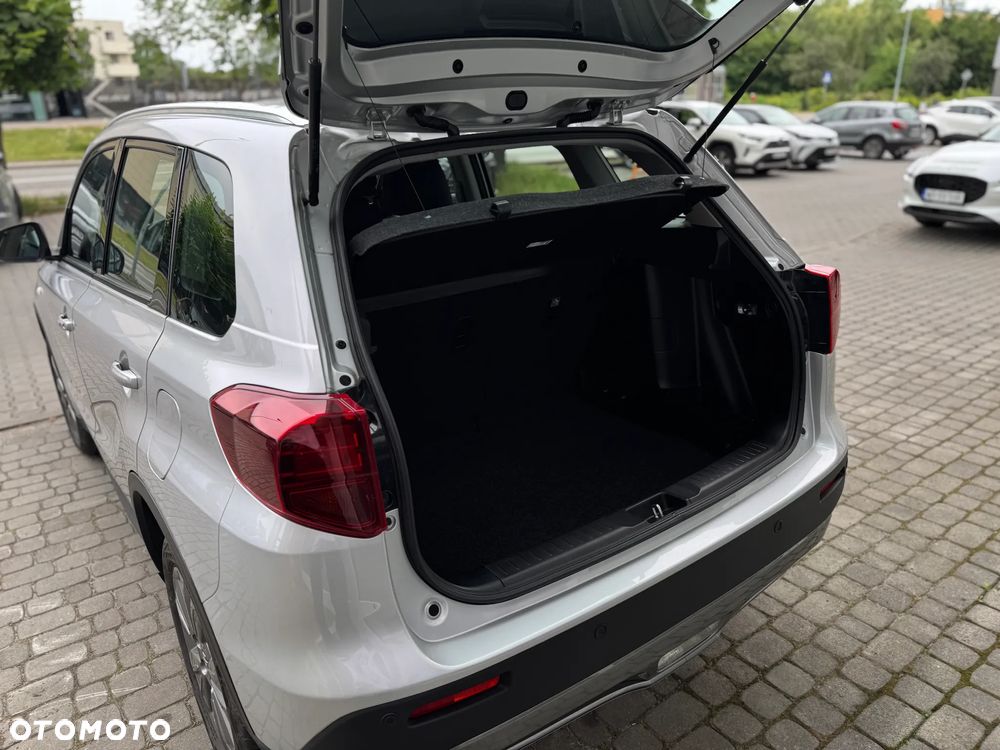 Suzuki Vitara 1.4 Boosterjet mHEV Premium 2WD - 9