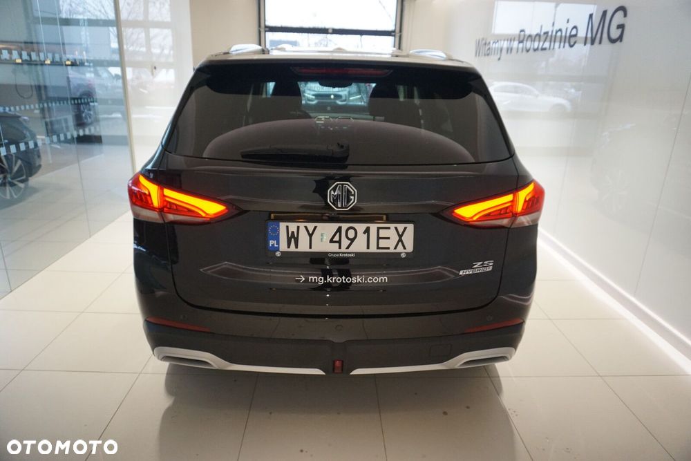 MG ZS Hybrid+ - 16