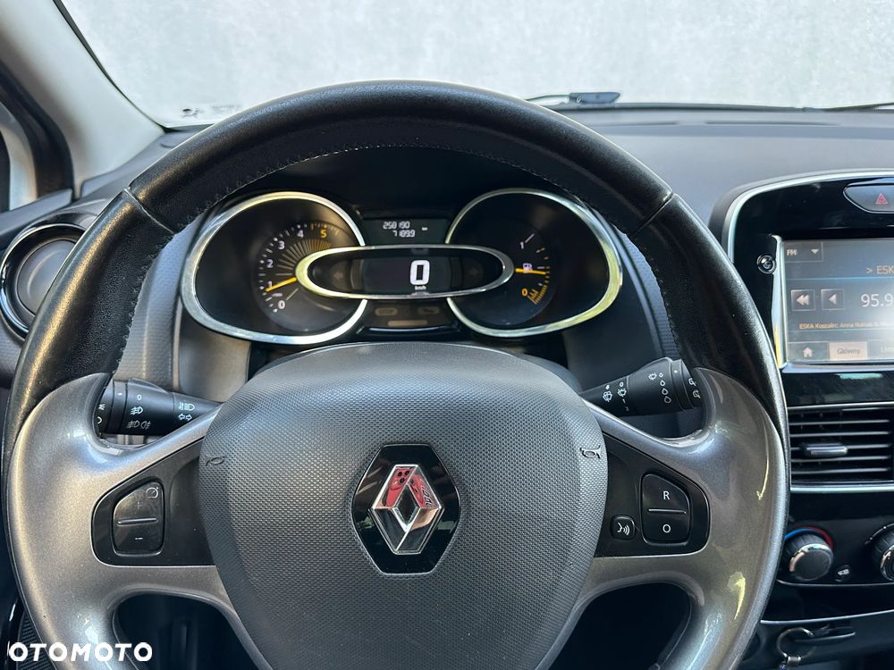 Renault Clio 1.5 dCi Expression - 19